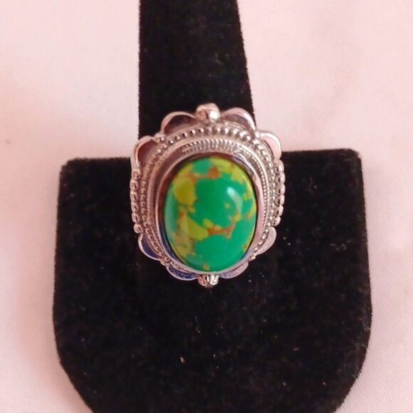 Mojave Green Turquoise 10.50 ctw Floral Ring in Stainless Steel - Picture 1 of 4